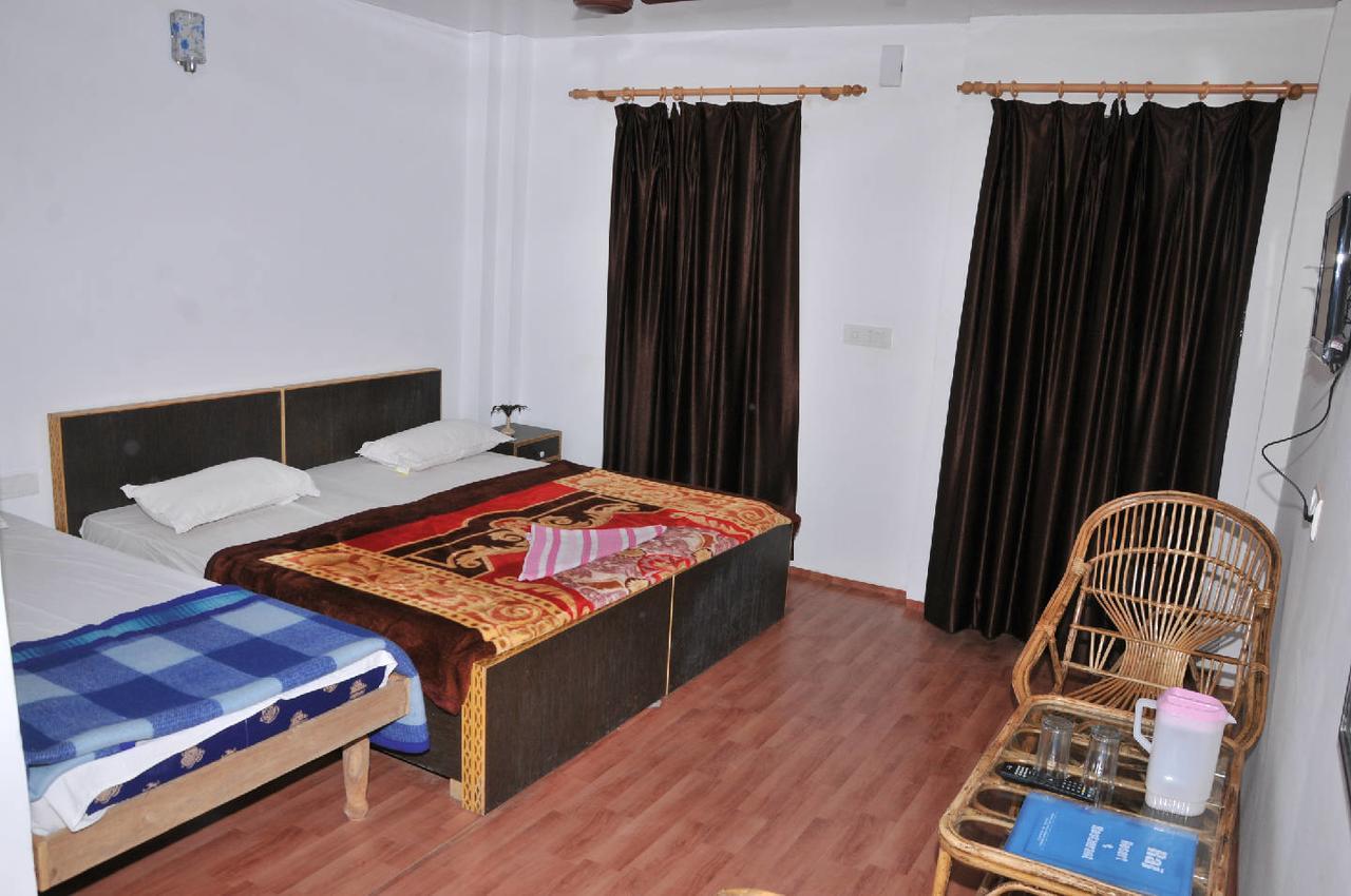 Raj Resort Rishikesh Tapovan Экстерьер фото