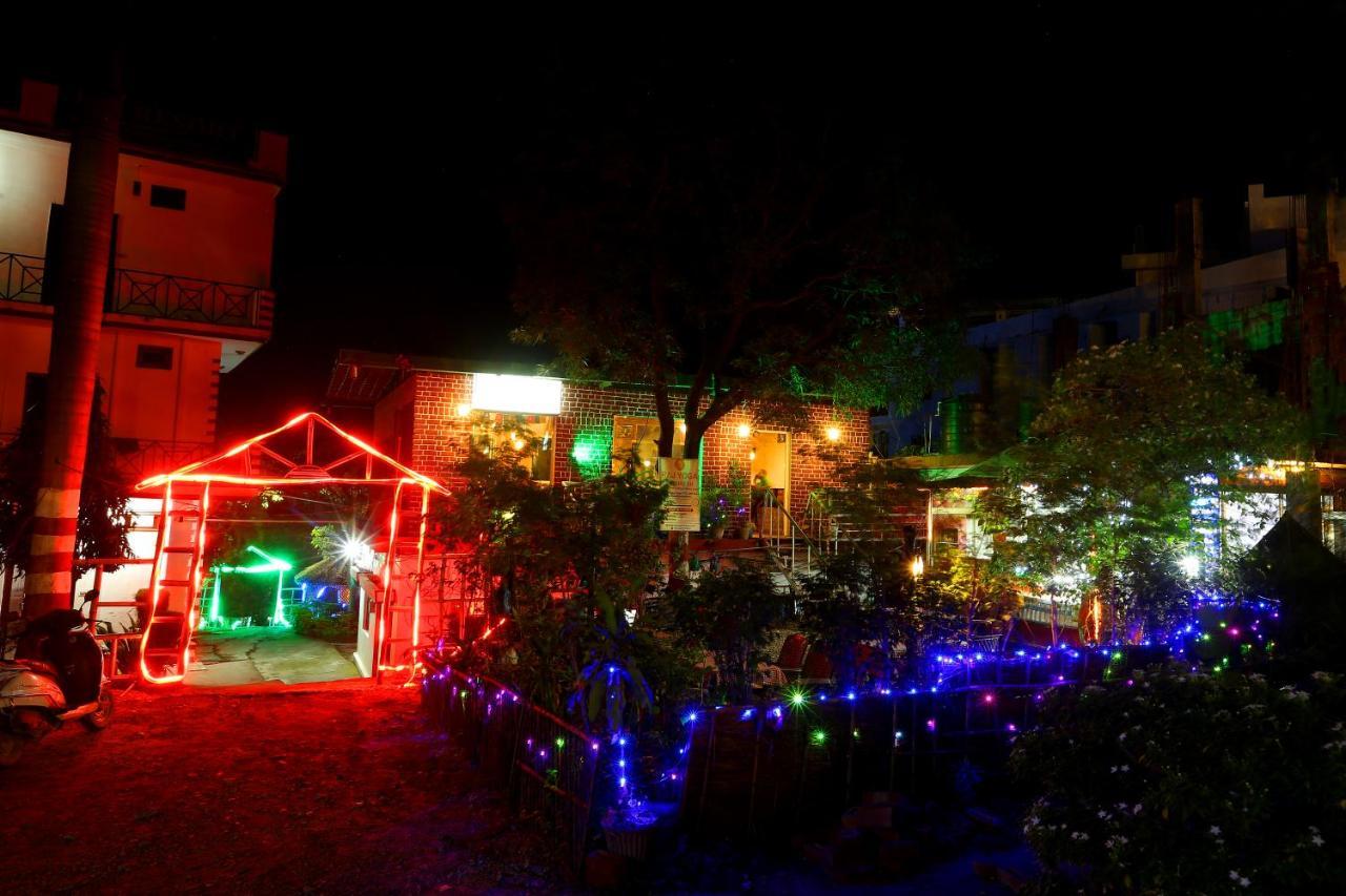 Raj Resort Rishikesh Tapovan Экстерьер фото