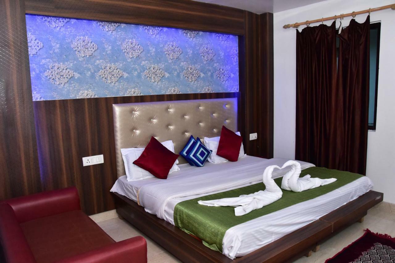 Raj Resort Rishikesh Tapovan Экстерьер фото