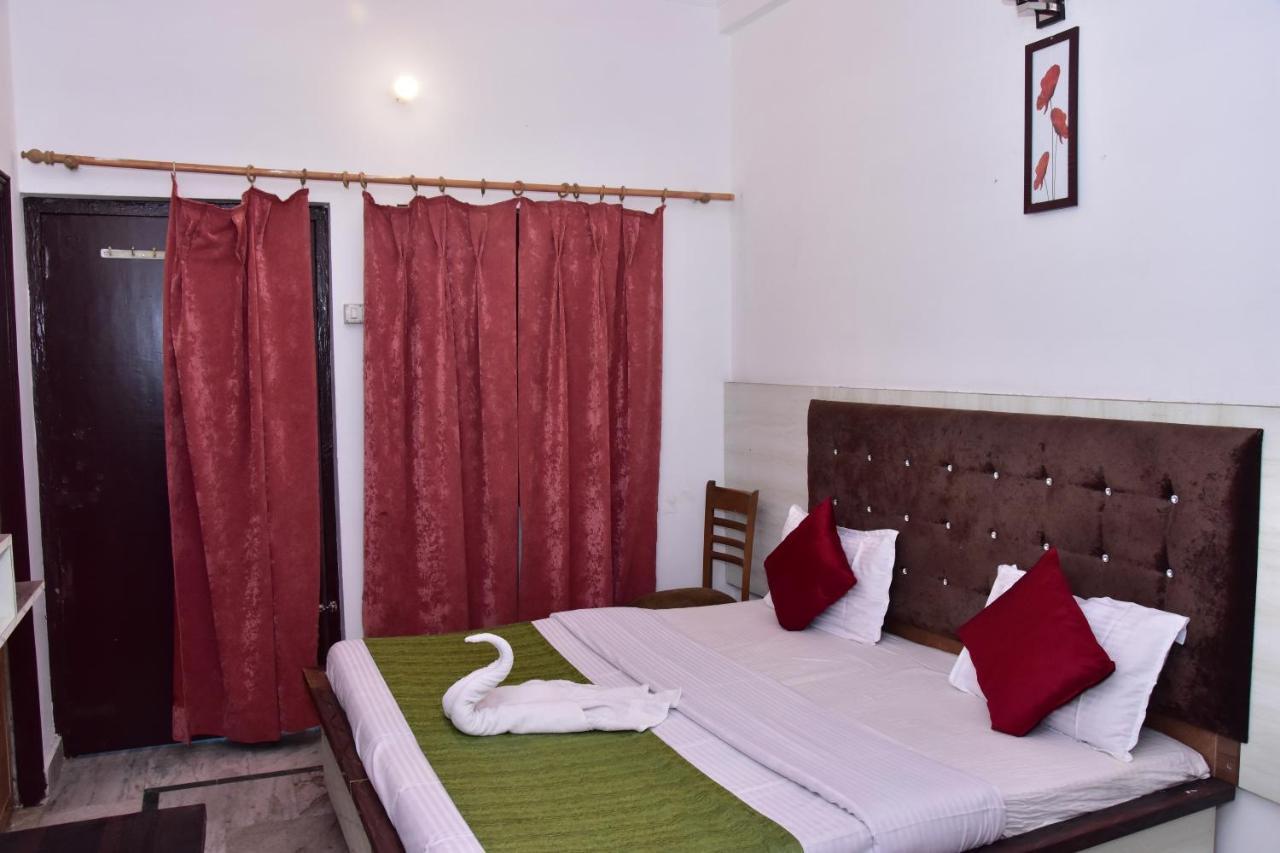 Raj Resort Rishikesh Tapovan Экстерьер фото